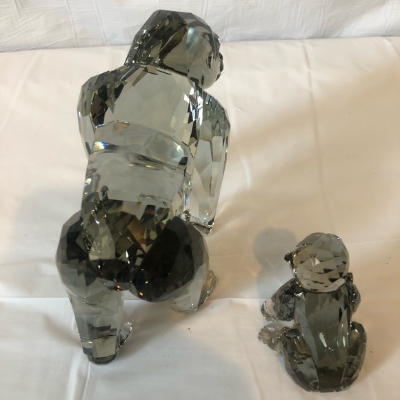 Swarovski Gorillas Endangered Wildlife series Parent & baby original box and COA - Picture 6 of 10